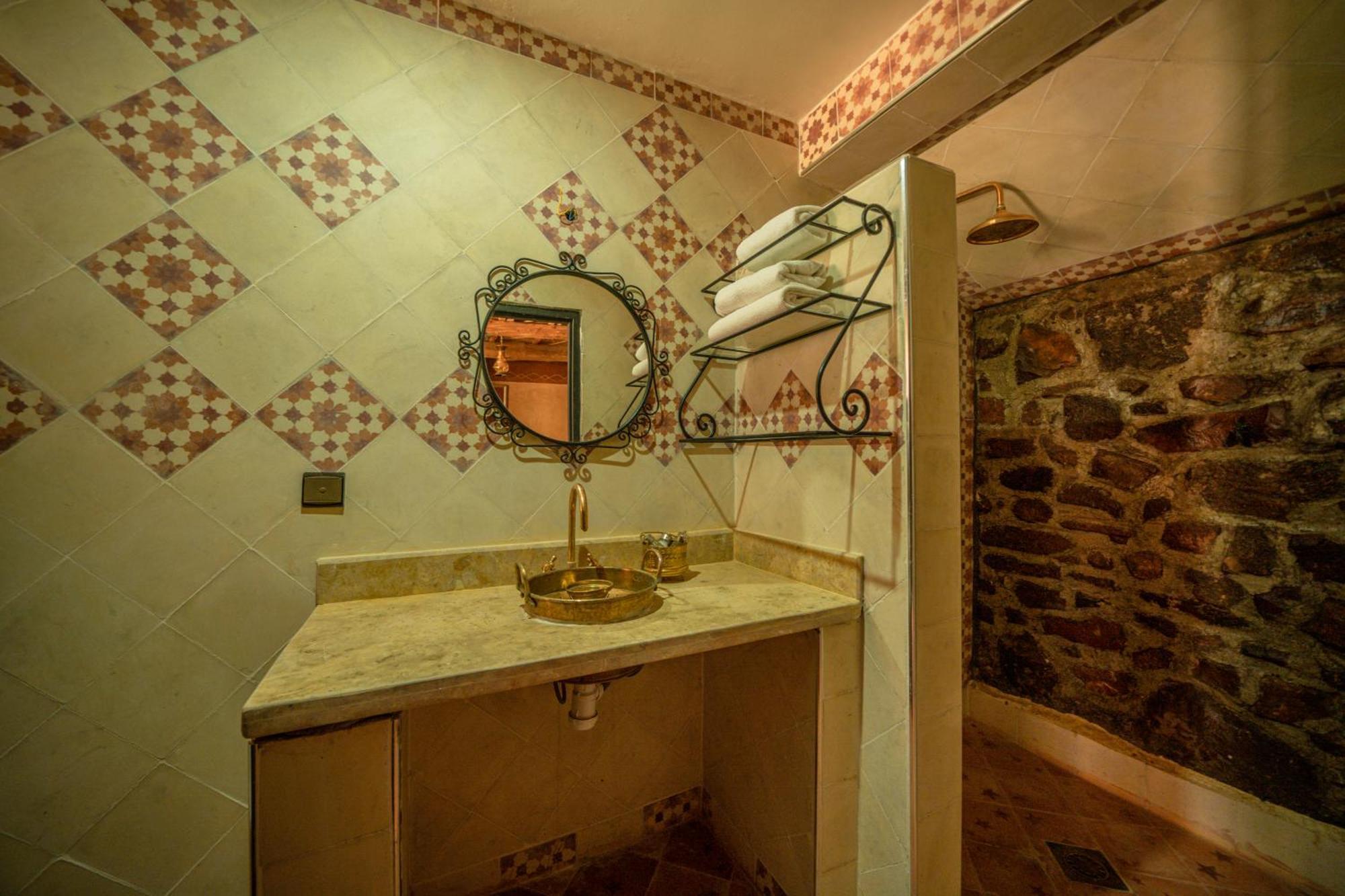Ouednoujoum Ecolodge & Spa Varzazat Dış mekan fotoğraf